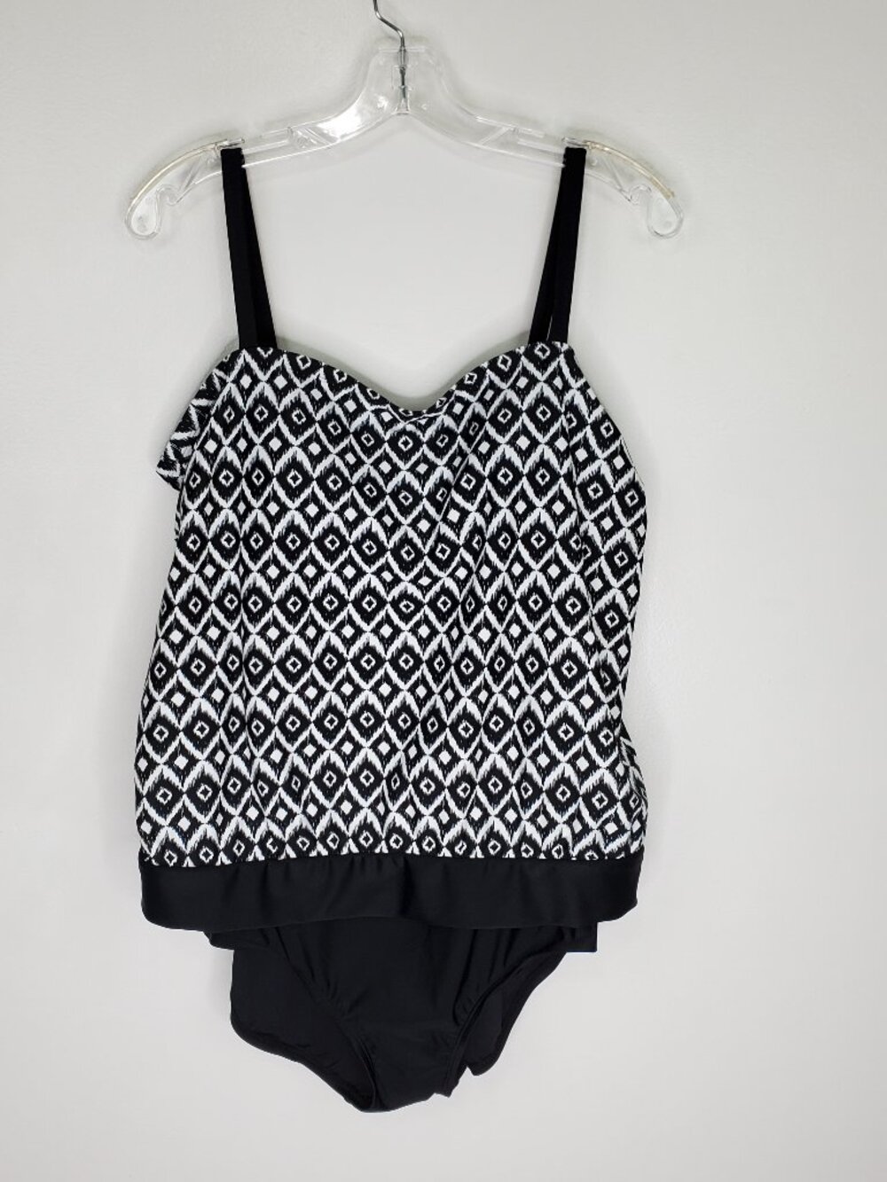 Beach Native Classic One Piece Swimsuit NEW NWT Size 16